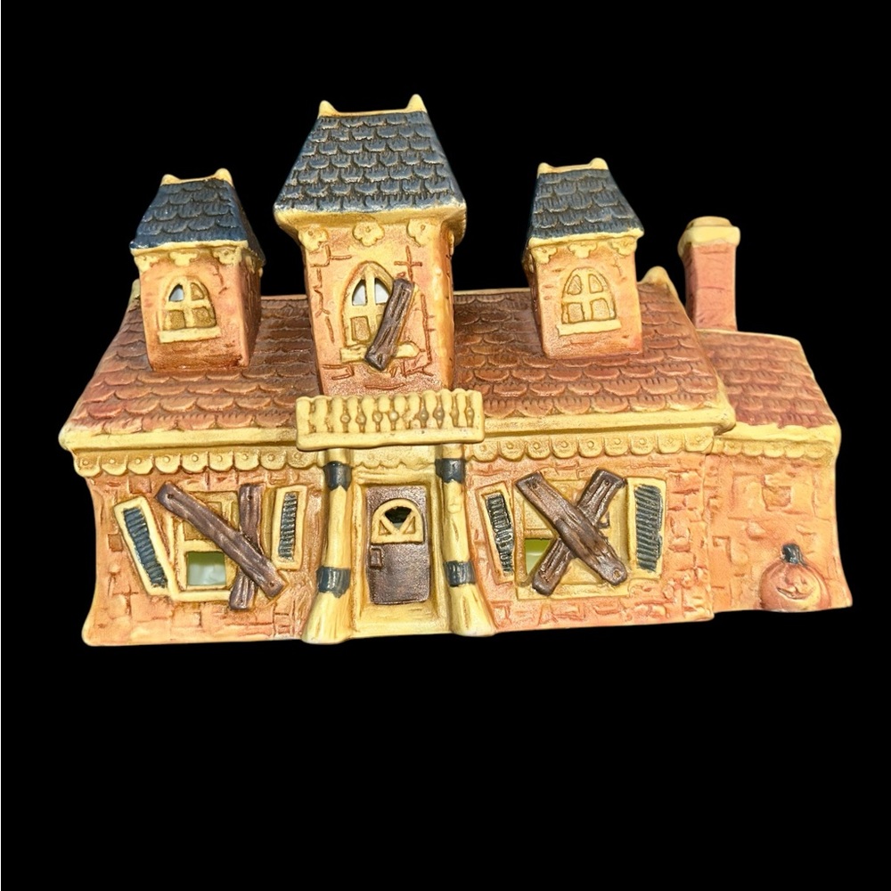 HALLOWEEN A Beary Scary Village Vintage 1992 Lights Eerie Sounds Haunted house